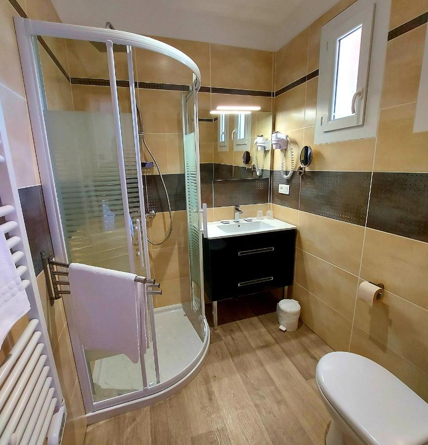 Hotel Les Hauts De Mourèze Zewnętrze zdjęcie